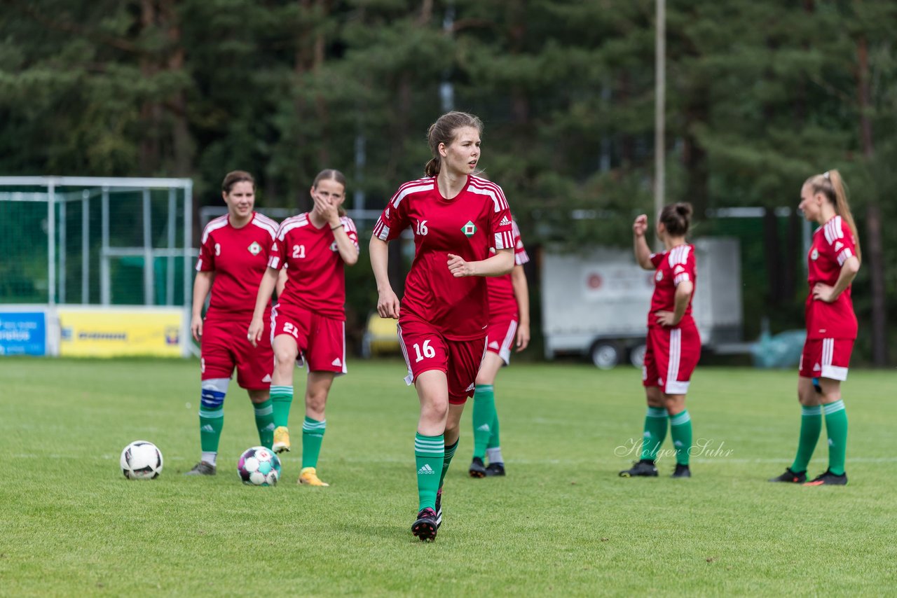 Bild 69 - F SV Boostedt - SV Fortuna St. Juergen : Ergebnis: 2:1